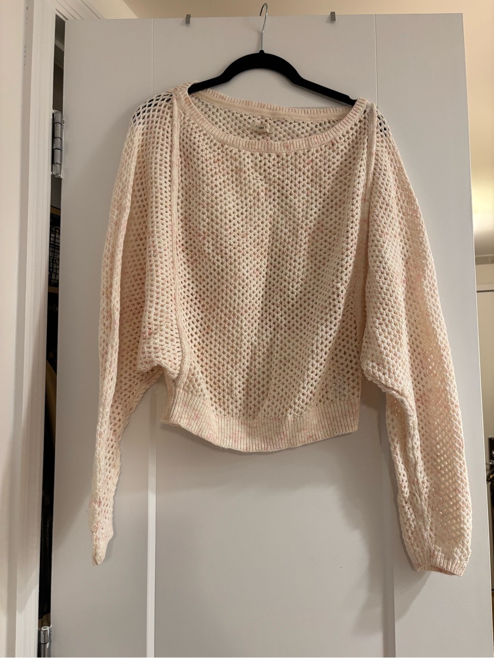 Anthropologie / Pilcro white and pink open knit cropped sweater